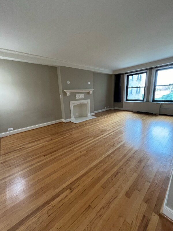 Building Photo - 15 E Kirby St