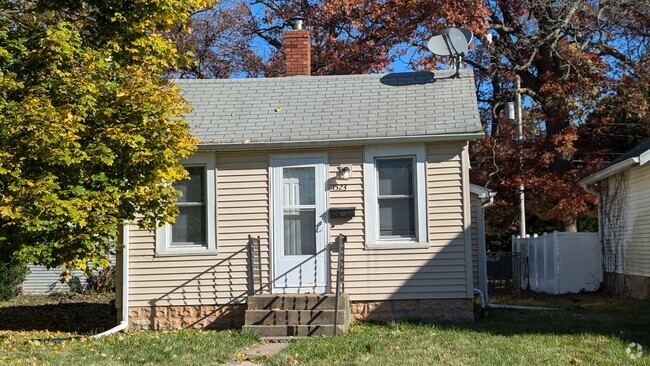 Building Photo - 1 Bedroom 1 Bathroom Rental