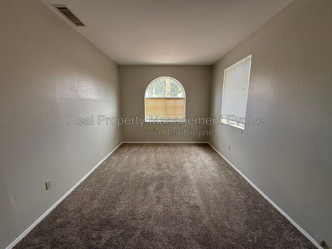 Photo - 3725 E Taro Ln