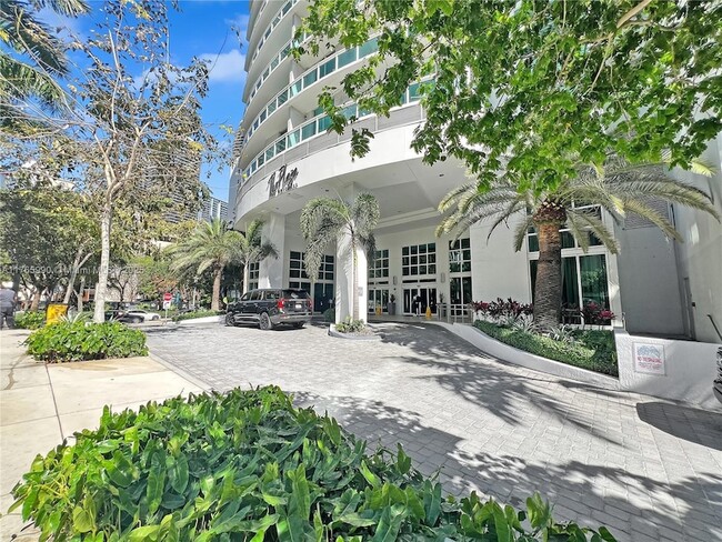 Photo - 951 Brickell Ave Condo Unit 1605