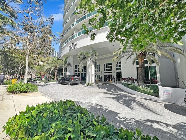 Building Photo - 951 Brickell Ave Unit 1605 Rental