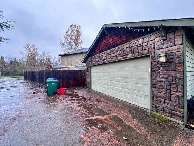 Photo - Charming 3-Bedroom Home with Modern Comforts