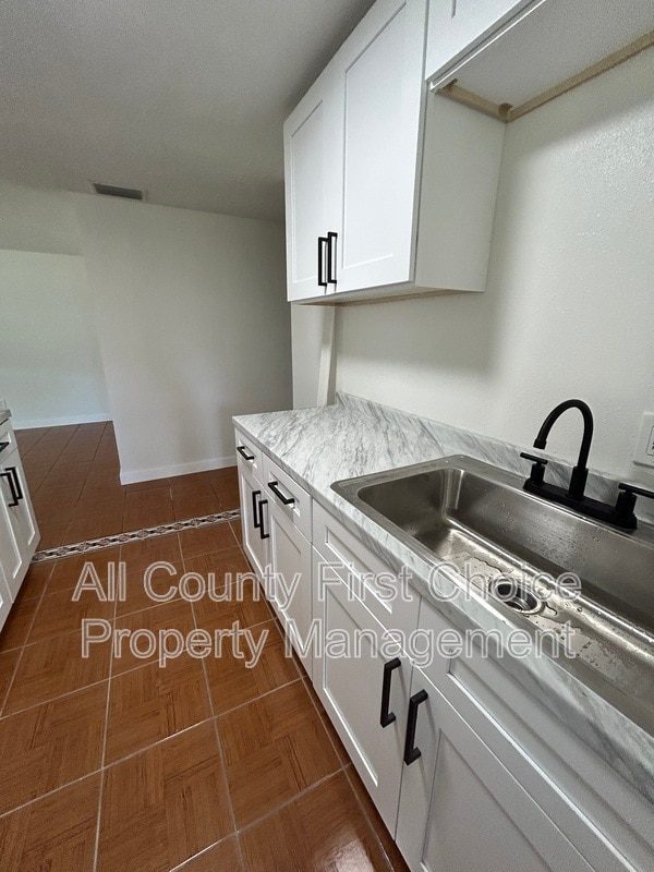 Photo - 7406 S Morton St