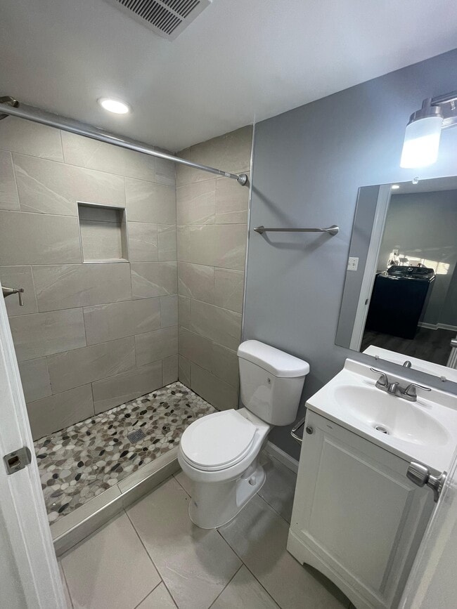 Photo - Yale Heights