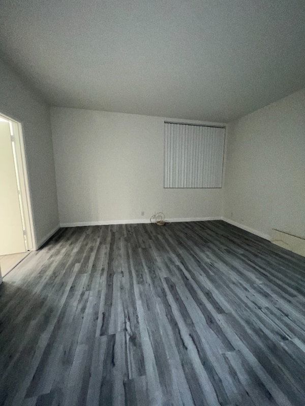 Photo - 1600 S Bentley Ave Unidad 3