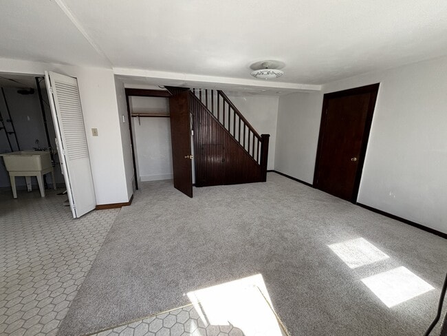 912 Highland Ave