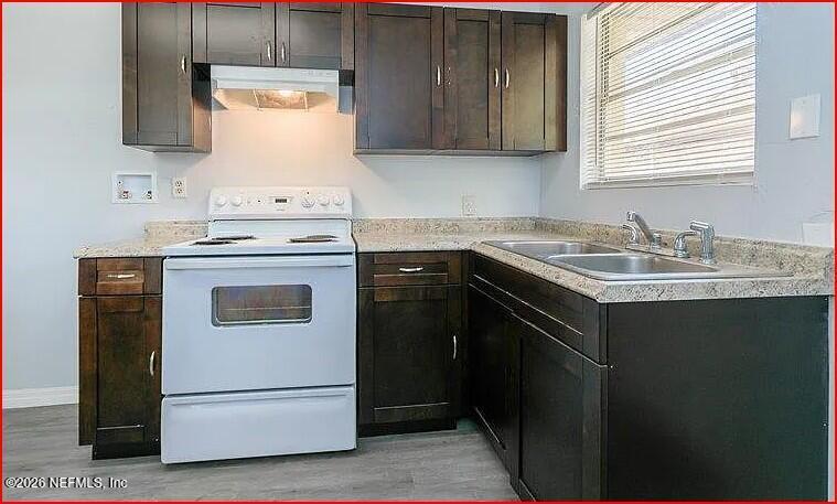 Photo - 744 Ernona St