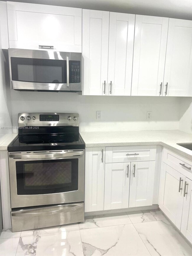 Photo - 14213 SW 121st Pl