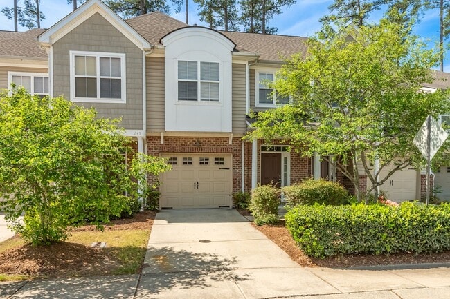 Building Photo - Renovated Cary Townhome | 3BR + Garage | Near RTP & RDU