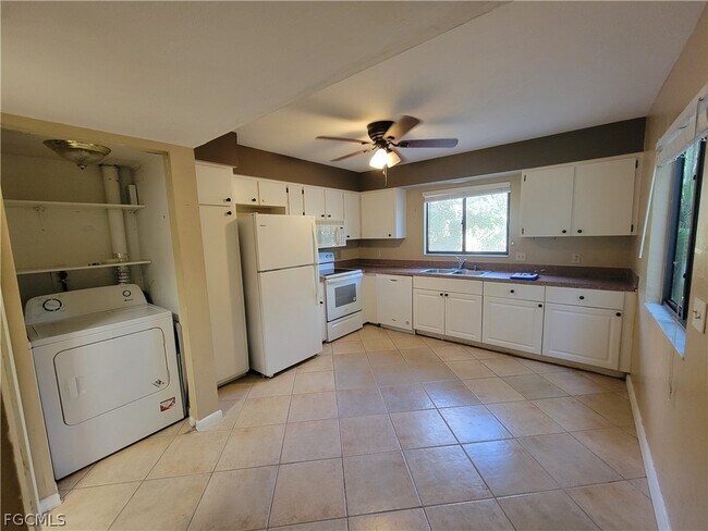 Photo - 7752 Tamara Lee Ct