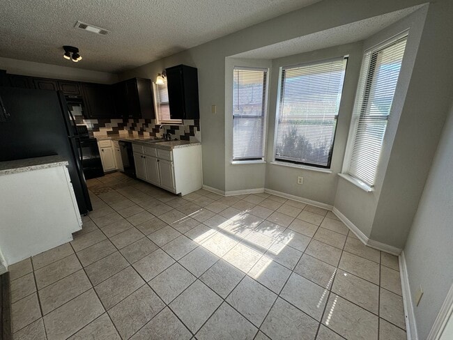 Photo - 310 Baumann Dr