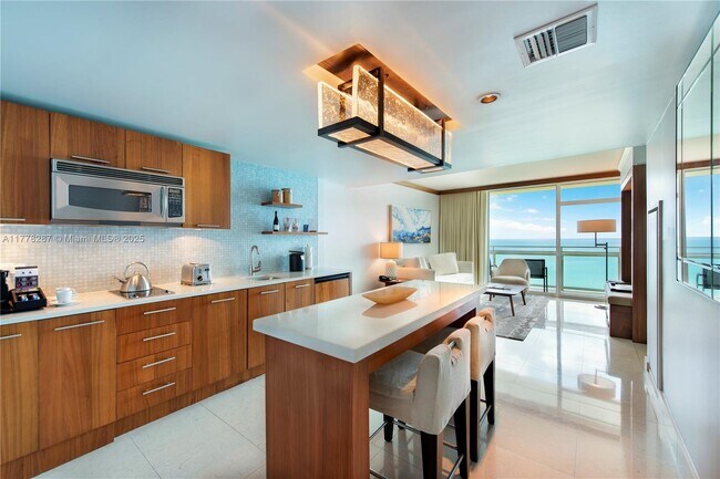 Photo - 6801 Collins Ave Unidad 717