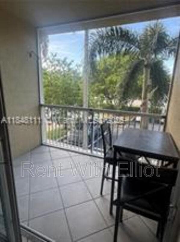 Photo - 7085 Nova Dr