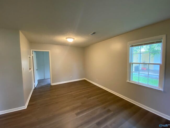 Photo - 4406 Gazette Dr SW