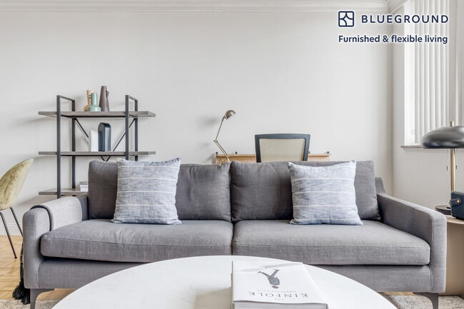 Photo - 221 Massachusetts Ave Unidad FL8-ID648