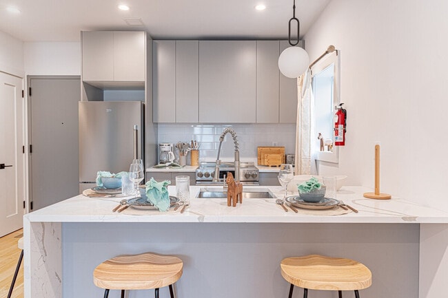 Photo - 1255 Decatur St Unidad ID1359085P