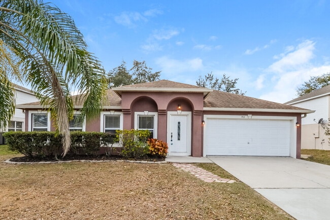 Building Photo - 742 Paris Dr