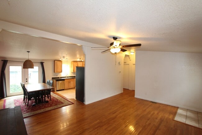 Photo - 95 E Camille Dr