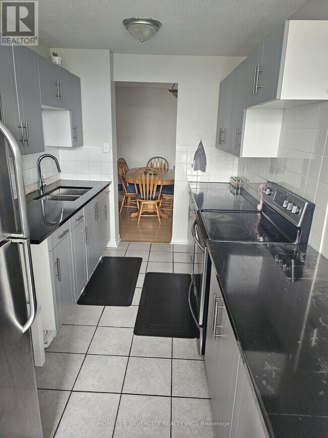 Photo - 18 Knightsbridge Rd Unit 510