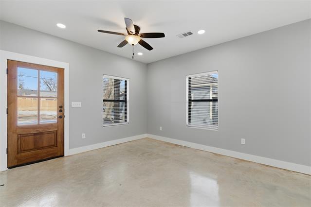 Photo - 1004 W Hanna St