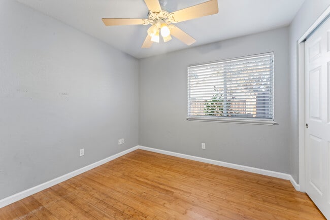 Photo - 2126 Sunhaven Ct