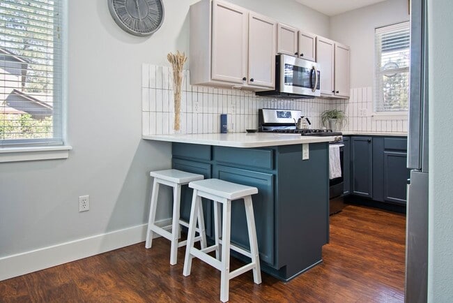 Photo - 61039 Honkers Ln