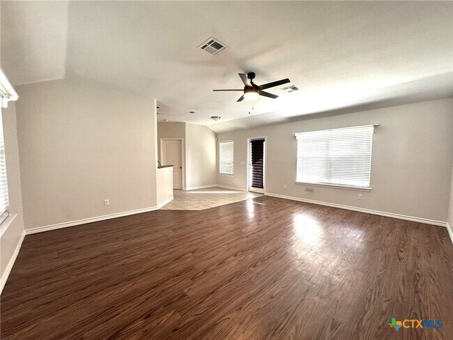 Photo - 2038 Bentwood Dr