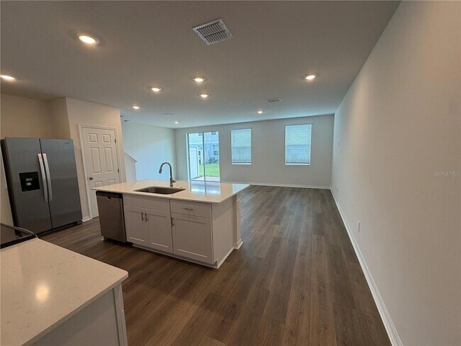 4543 Range Land Wy