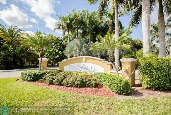 Photo - 791 N Pine Island Rd