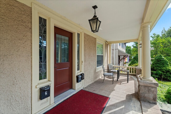 Photo - 809 Edgewood Ave