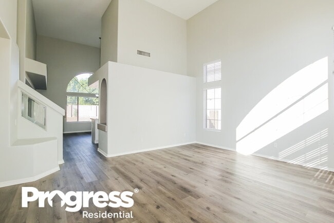 Photo - 7592 W Marlette Ave