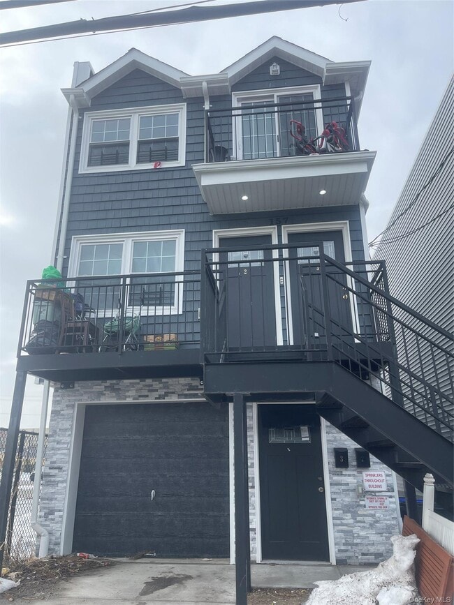 Building Photo - 1-57 Beach 25th St Unit 2nd Floor