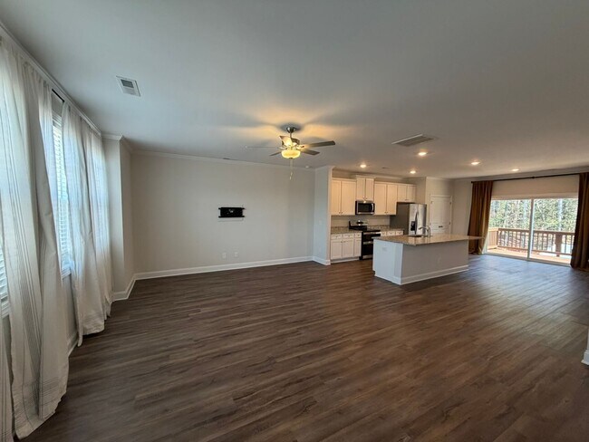 Photo - Spacious townhome in Riverwalk