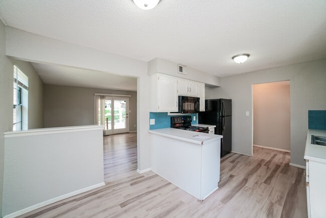 Photo - 1612 N Belvidere Ave