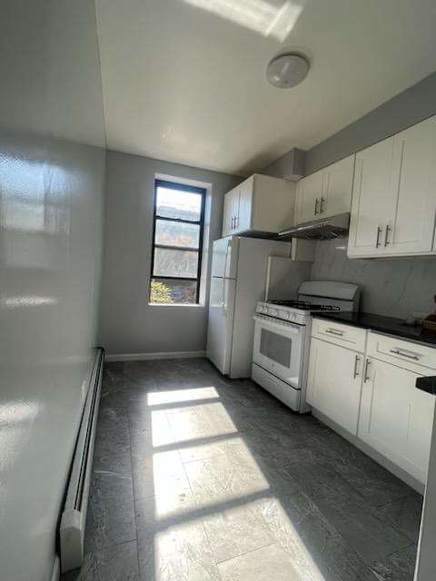 Photo - 93-38 43rd Ave