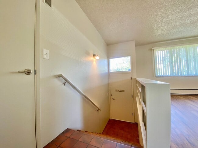 Photo - 8347 Triplex