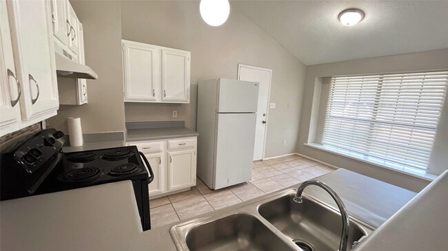Photo - 17223 Wagganner Dr