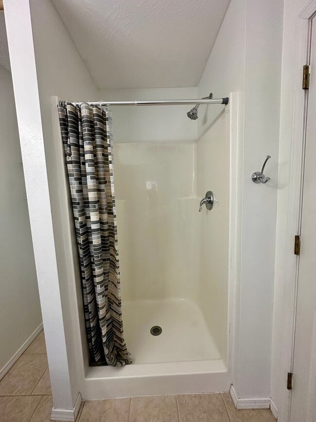 Photo - 3 bed 2 bath in Marshfield