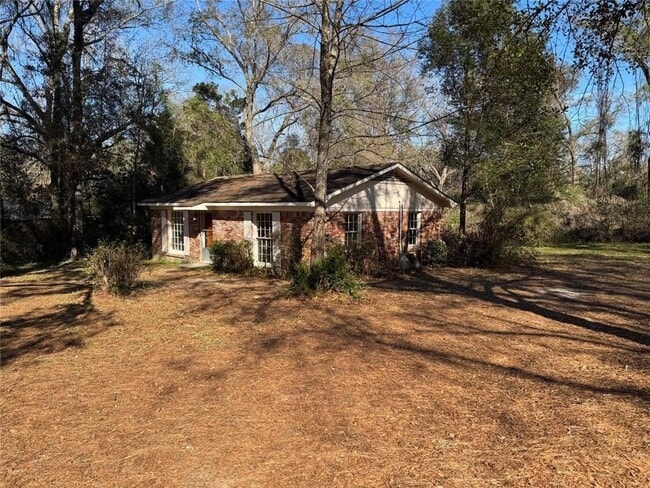 Photo - 1728 Tew Dr