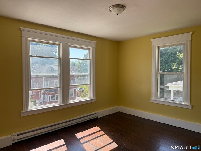Photo - 64 Kensington Heights
