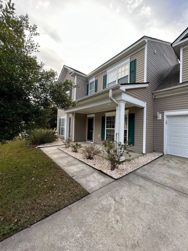 Photo - Beautiful 4BR 2.5Ba In Summerhaven community