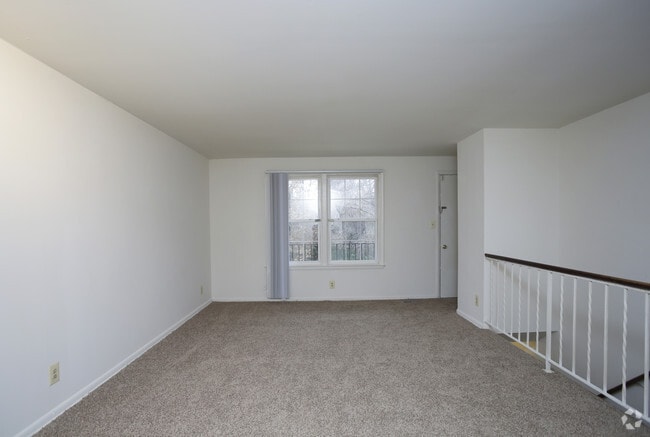 Photo - Lake Falls Apartments