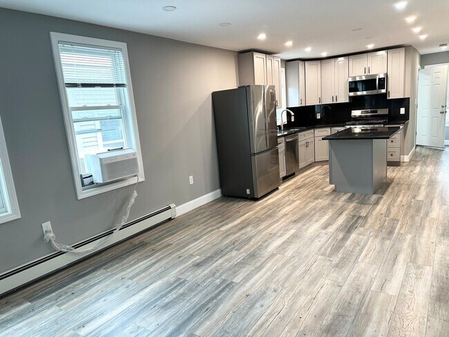 12 Vermont Ave Unit 3