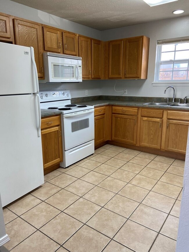 Photo - Condominium in Academy Commons