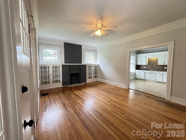 Photo - 629 N Cedar St