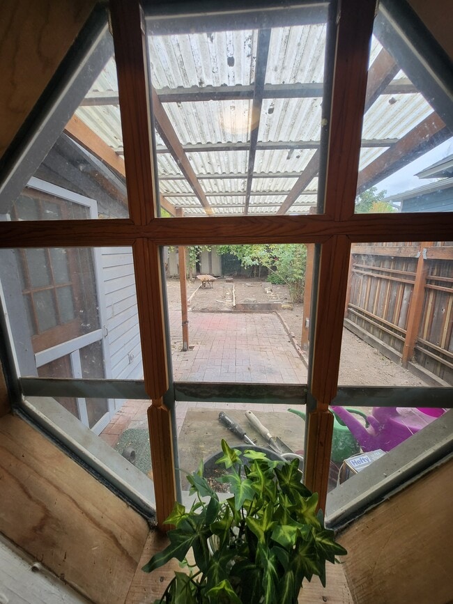 Photo - 726 SW 10th St