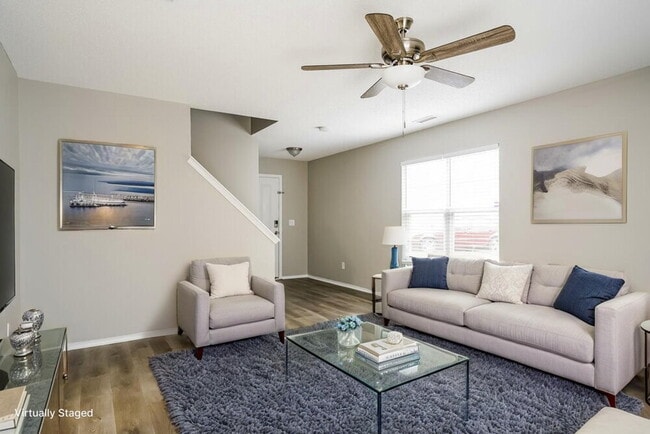 Photo - 1005 Naylor Rd
