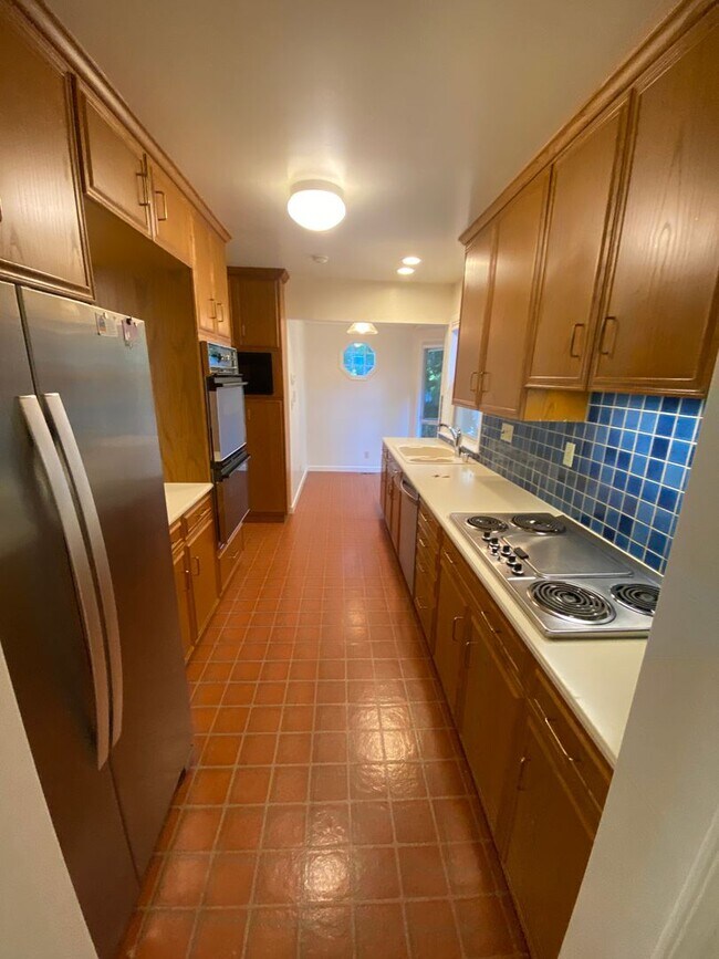 Photo - Charming Menlo Park Home with Private Backyard & Beautiful Oak Tree