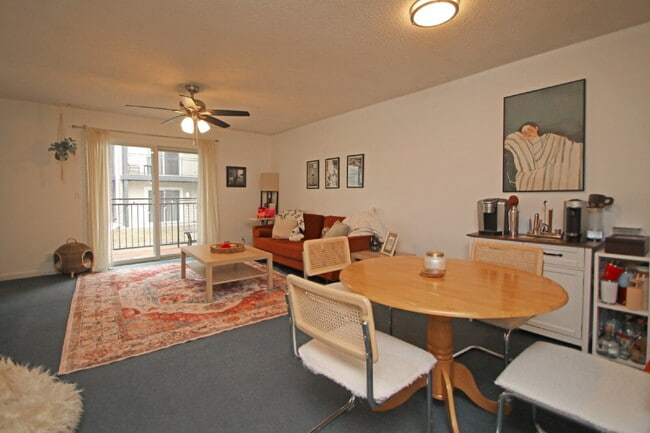 Photo - Your Chill JMU Spot—Awesome 2-Bed, 2-Bath Condo Close to Campus!