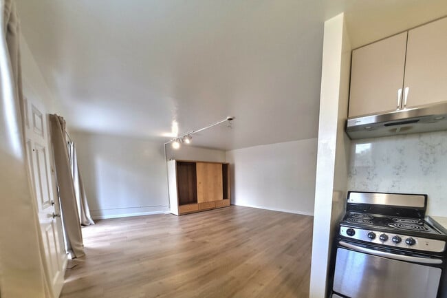 Photo - 1907 Greenwich St Unidad 4